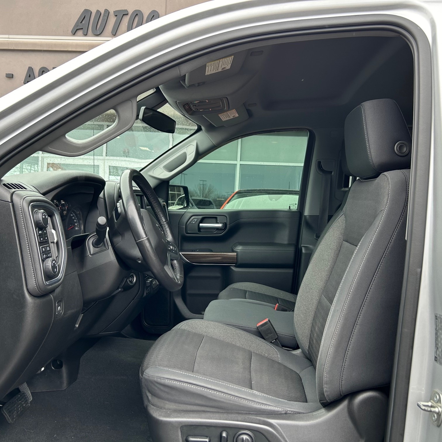 individual car image