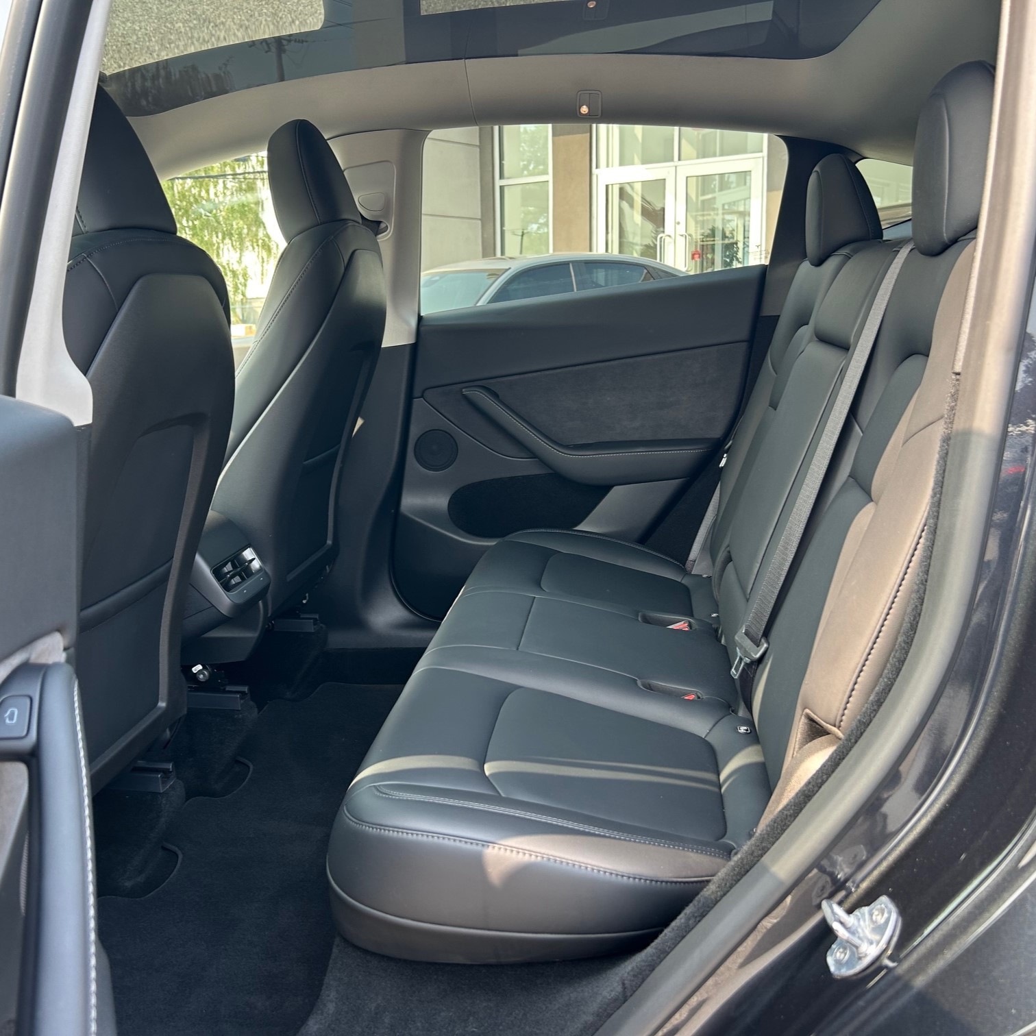 individual car image