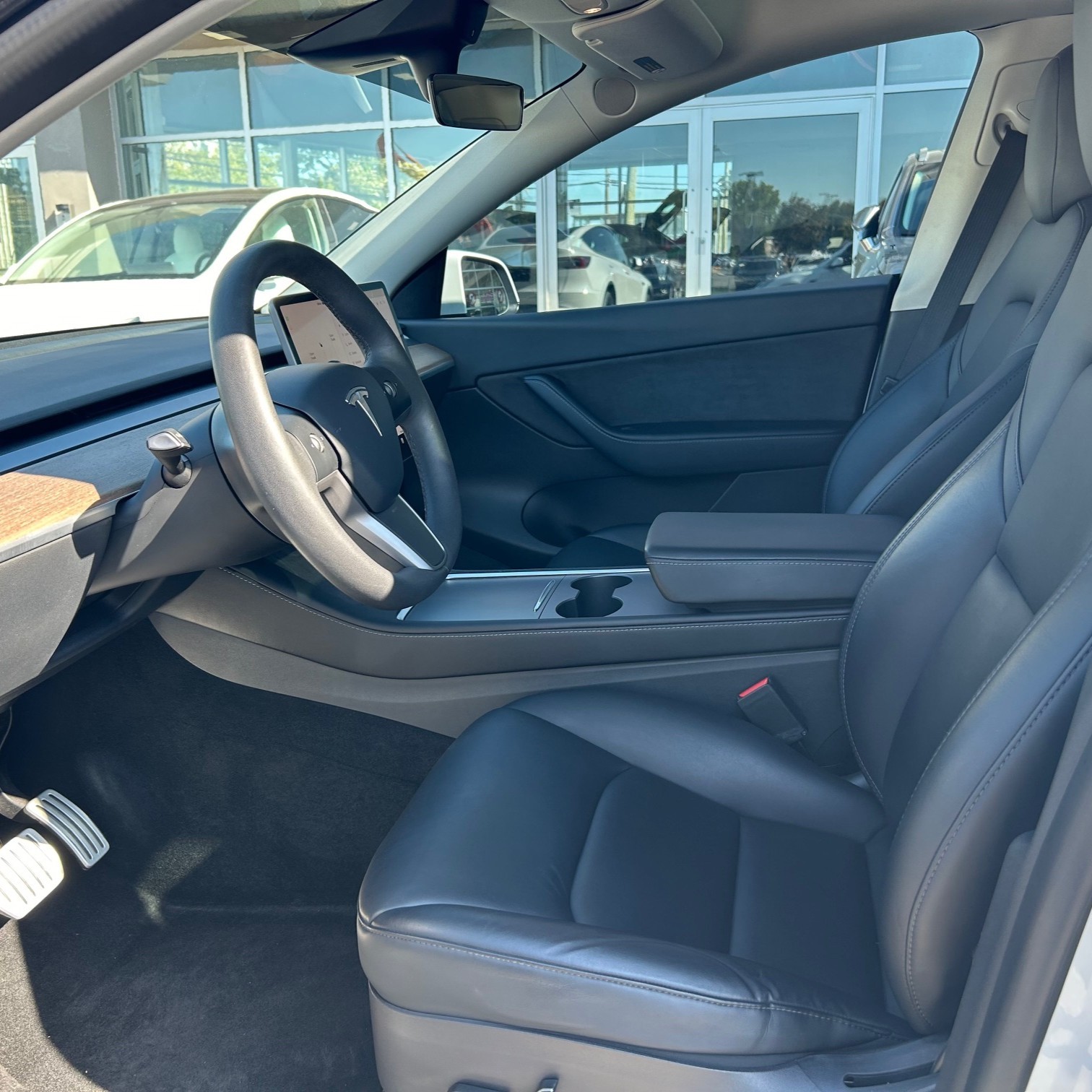 individual car image